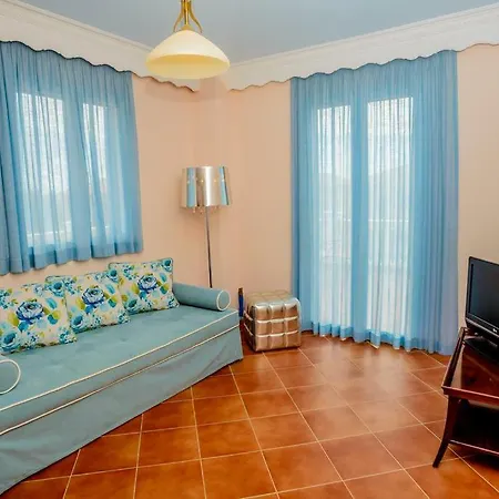 Casa Di Luna Апарт-отель